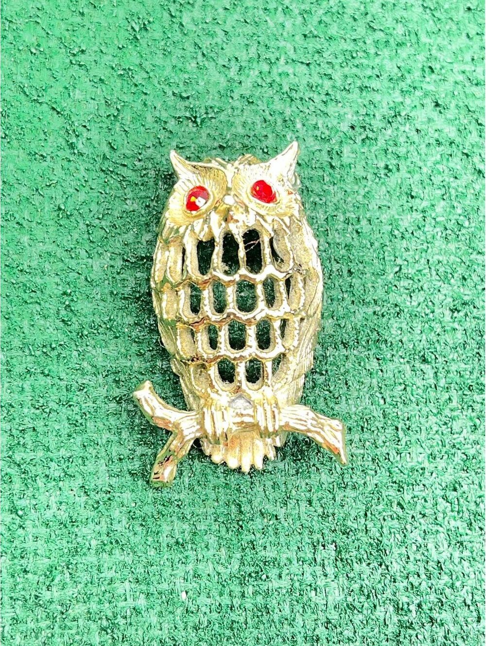 #10 Vintage Gerry’s Filigree Owl Brooch Gold Tone Red Eyes
